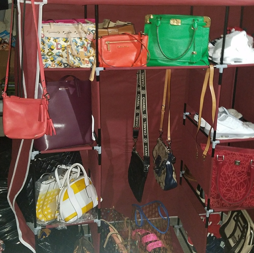 Bags and Wallets Need to List